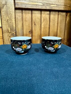 Pair of Vintage Black Floral Ceramic Japanese Tea/Sake Cups with Gold rim